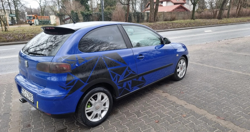 Seat Ibiza cena 6999 przebieg: 290000, rok produkcji 2003 z Łódź małe 326